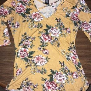 Floral 3/4 Sleeve T-Shirt